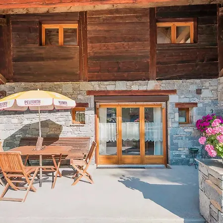 Cosy à Avec Vue Sur La Montagne, 60m² Appartamento